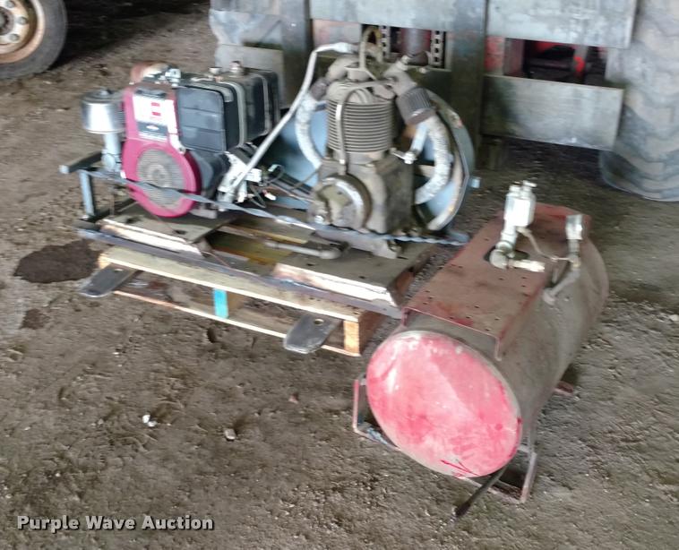 image for item DI9815 Air compressor