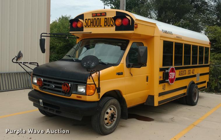 image for item DI9839 2004 Ford E450 school bus