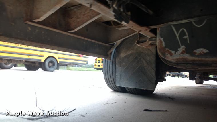image for item DI9839 2004 Ford E450 school bus
