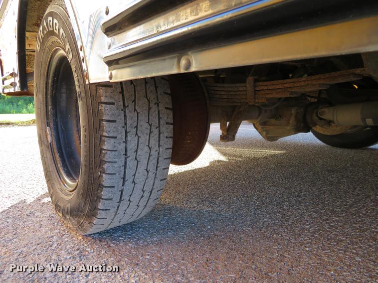 image for item DI9841 1995 Chevrolet G3500 school bus