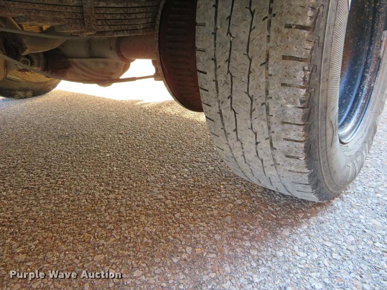 image for item DI9841 1995 Chevrolet G3500 school bus