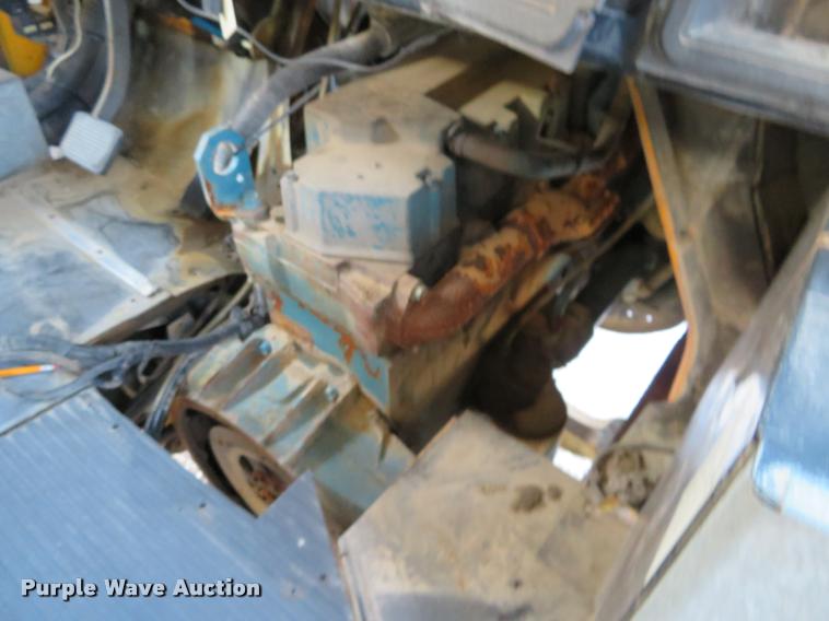 image for item DI9842 1996 International 3800 school bus