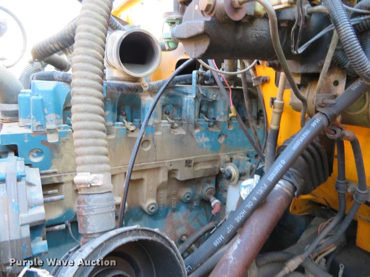 image for item DI9842 1996 International 3800 school bus