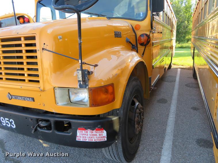 image for item DI9842 1996 International 3800 school bus