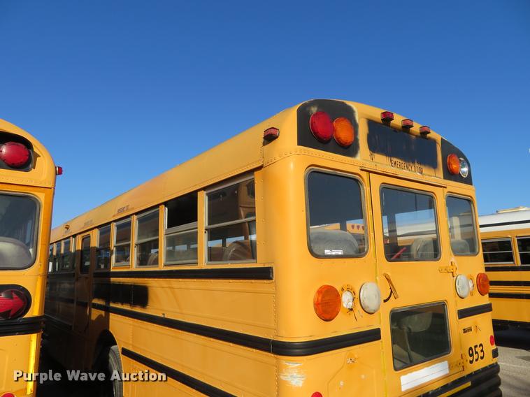 image for item DI9842 1996 International 3800 school bus