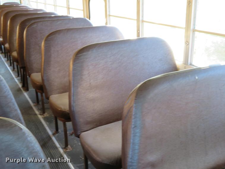 image for item DI9843 1995 Chevrolet B7 Blue Bird school bus