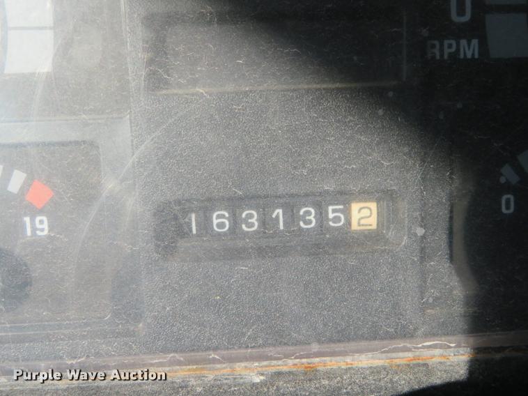 image for item DI9843 1995 Chevrolet B7 Blue Bird school bus