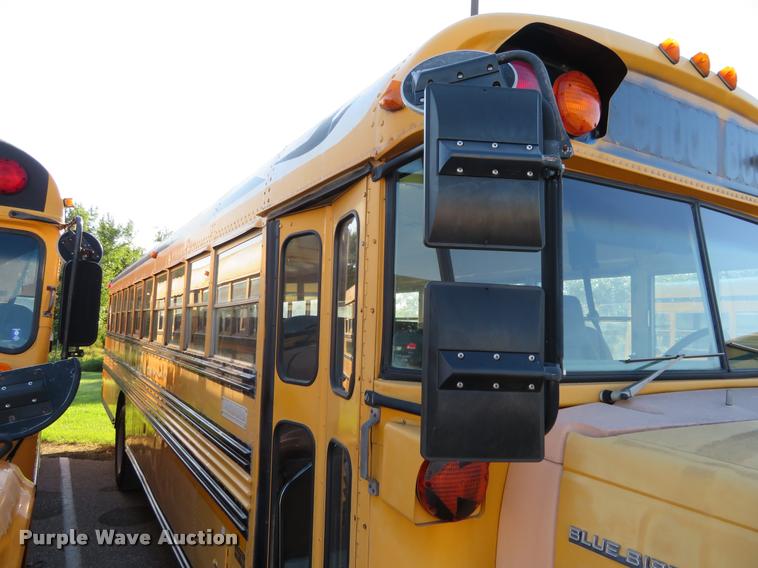 image for item DI9843 1995 Chevrolet B7 Blue Bird school bus