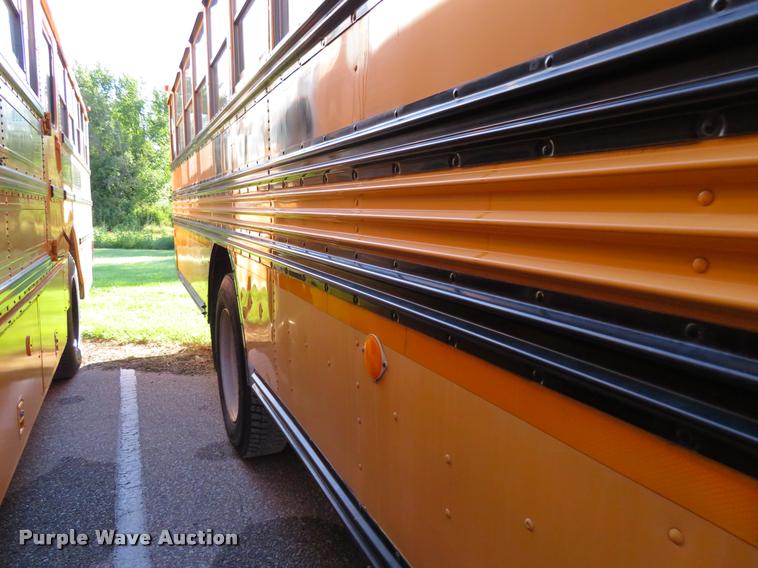 image for item DI9843 1995 Chevrolet B7 Blue Bird school bus