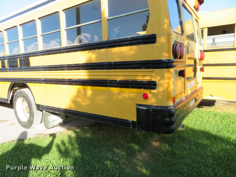 image for item DI9843 1995 Chevrolet B7 Blue Bird school bus