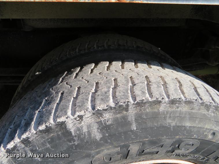 image for item DI9843 1995 Chevrolet B7 Blue Bird school bus