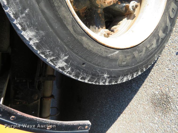 image for item DI9843 1995 Chevrolet B7 Blue Bird school bus