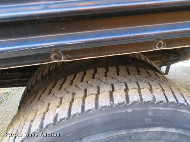 image for item DI9843 1995 Chevrolet B7 Blue Bird school bus