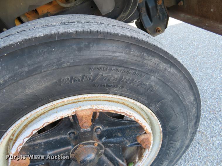 image for item DI9843 1995 Chevrolet B7 Blue Bird school bus