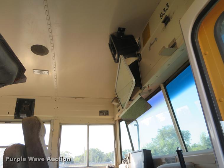 image for item DI9844 1993 Chevrolet C7500 school bus