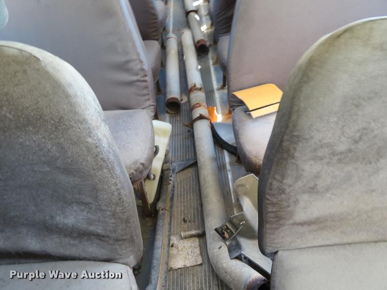 image for item DI9844 1993 Chevrolet C7500 school bus