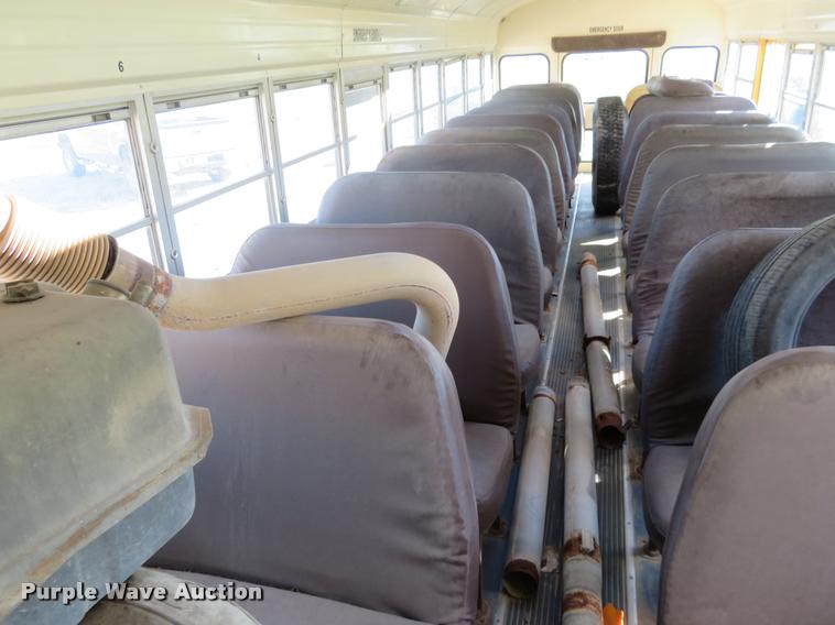 image for item DI9844 1993 Chevrolet C7500 school bus