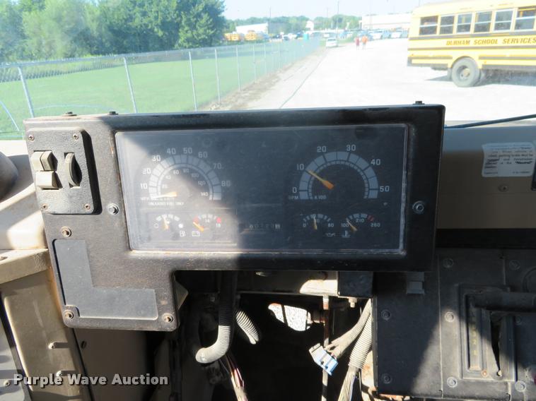 image for item DI9844 1993 Chevrolet C7500 school bus