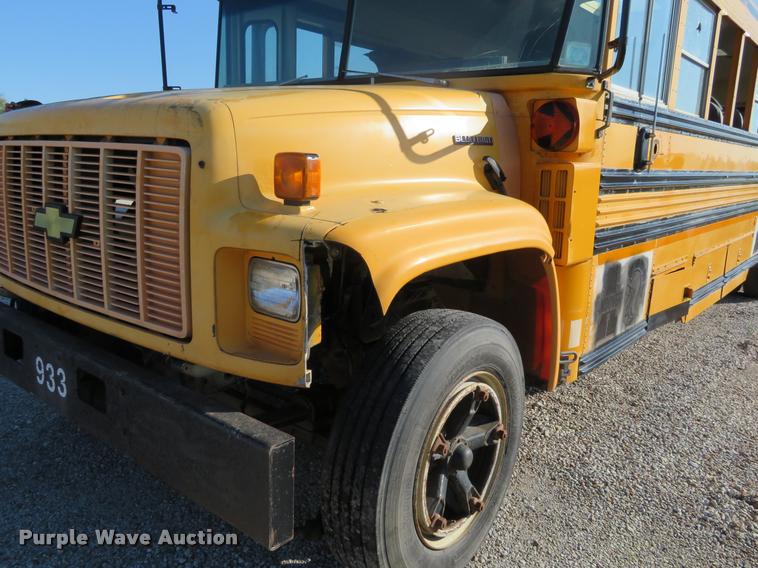 image for item DI9844 1993 Chevrolet C7500 school bus