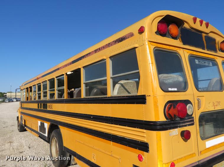 image for item DI9844 1993 Chevrolet C7500 school bus