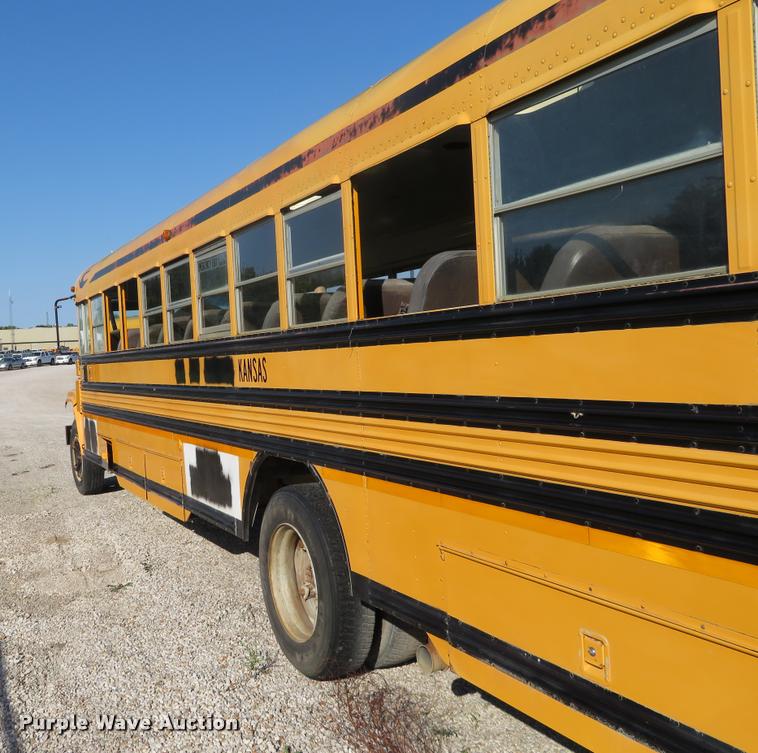 image for item DI9844 1993 Chevrolet C7500 school bus