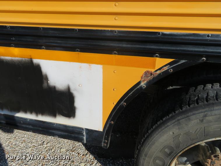 image for item DI9844 1993 Chevrolet C7500 school bus