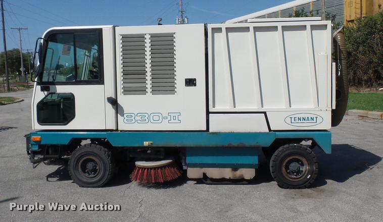 image for item DJ9645 Tennant 830 Series II street sweeper