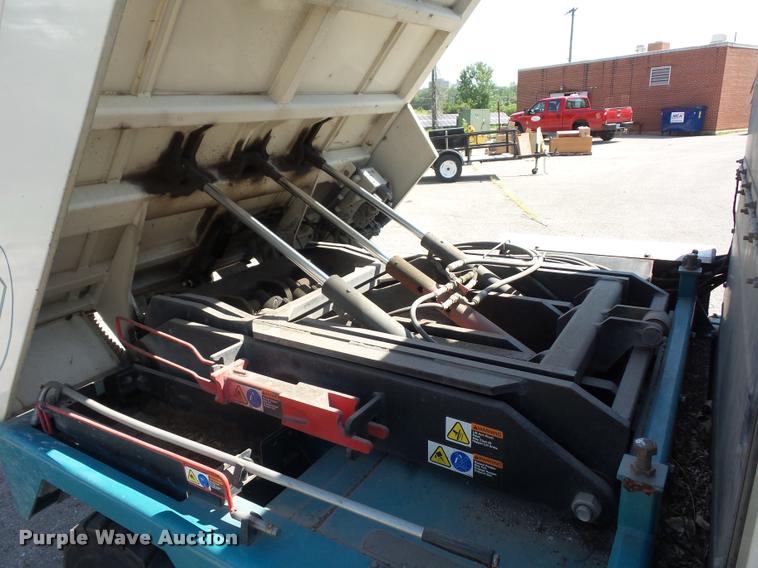 image for item DJ9645 Tennant 830 Series II street sweeper