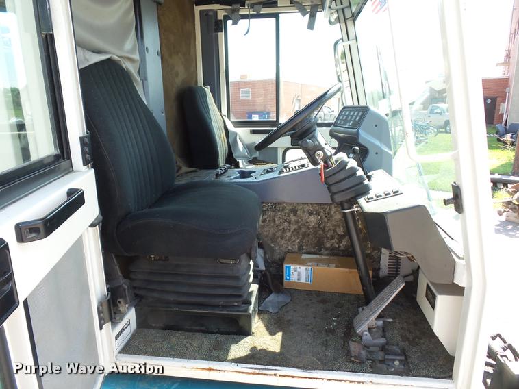 image for item DJ9645 Tennant 830 Series II street sweeper