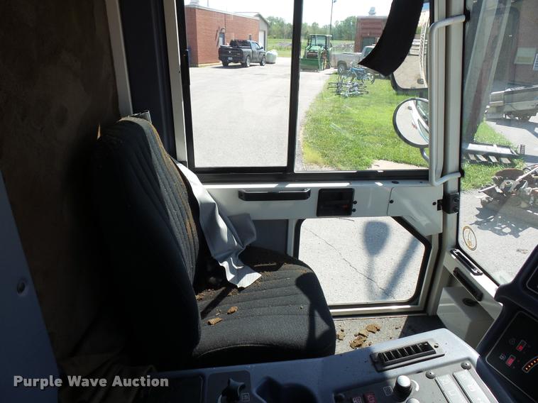 image for item DJ9645 Tennant 830 Series II street sweeper