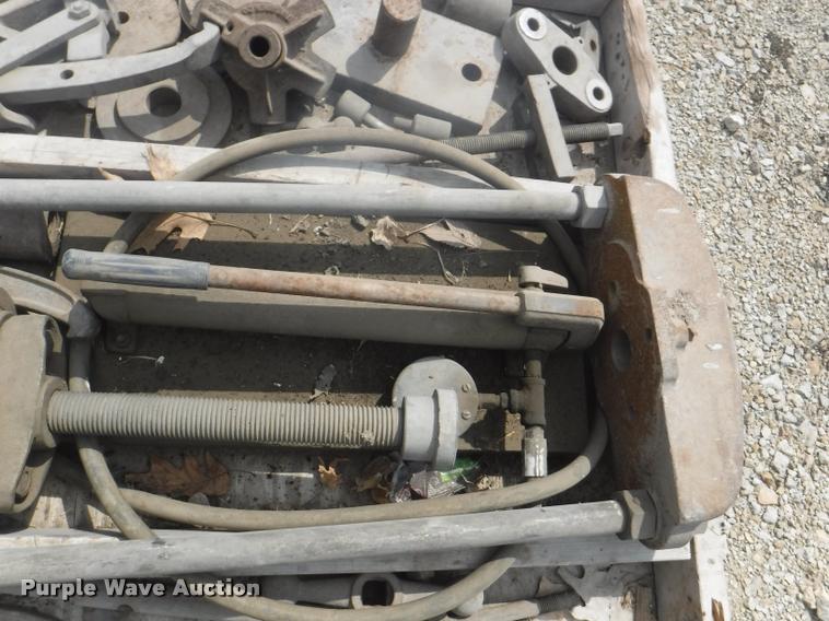 image for item DK9343 Hydraulic puller