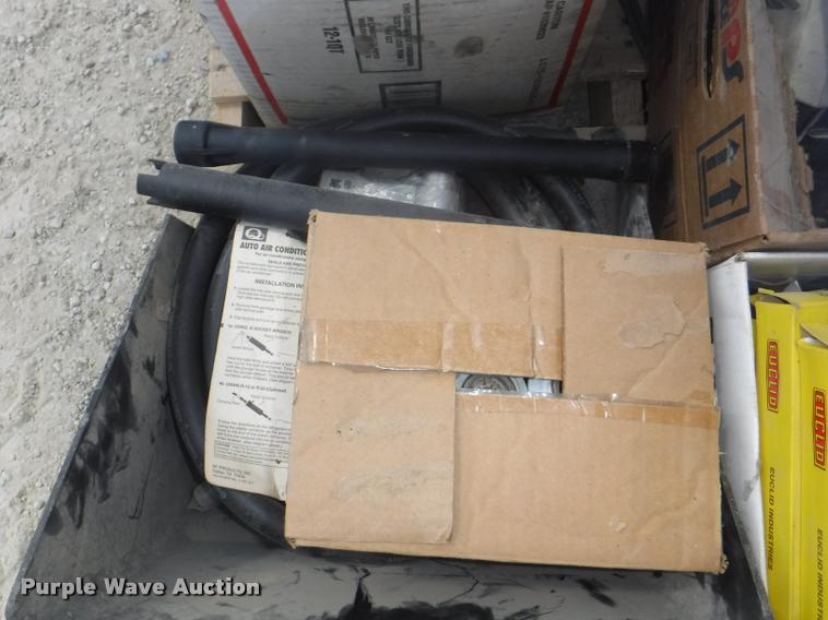 image for item DK9348 Parts and tools