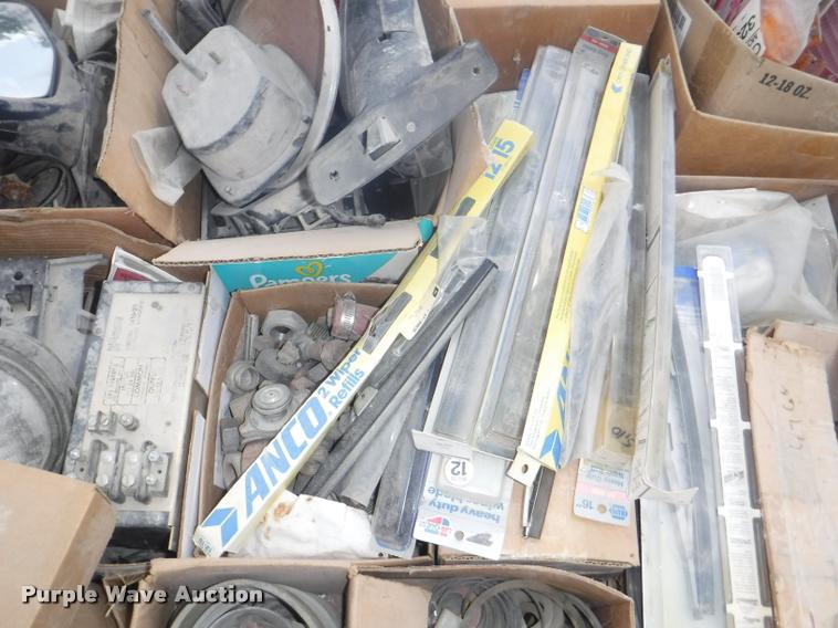 image for item DK9348 Parts and tools