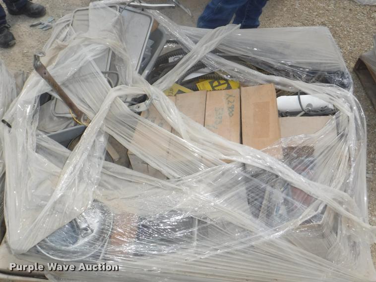 image for item DK9348 Parts and tools