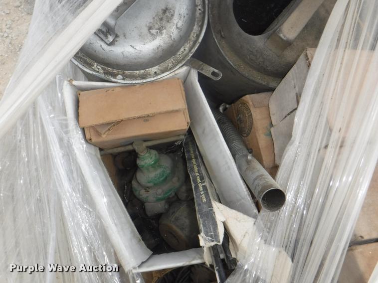 image for item DK9348 Parts and tools