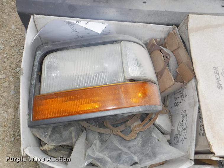 image for item DK9348 Parts and tools