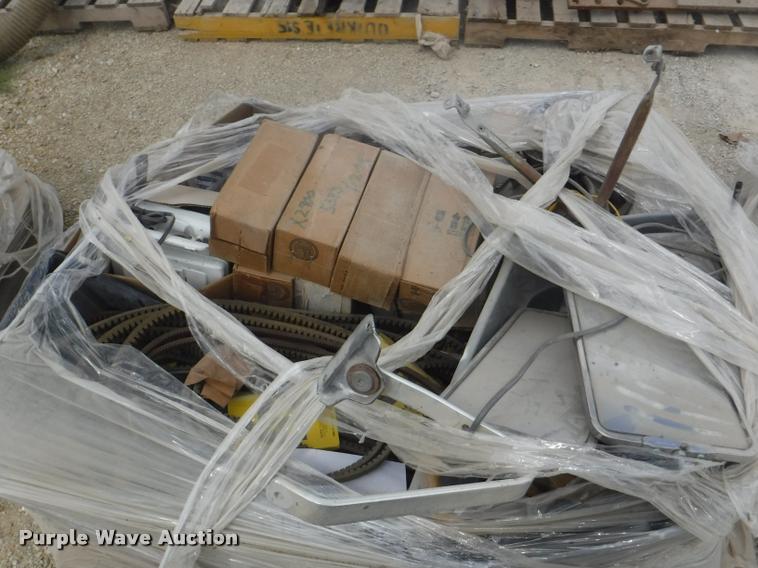 image for item DK9348 Parts and tools