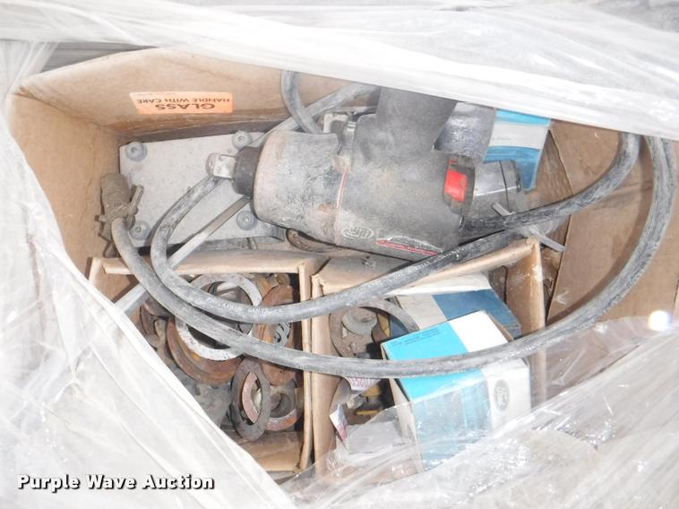 image for item DK9348 Parts and tools