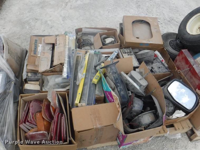 image for item DK9348 Parts and tools