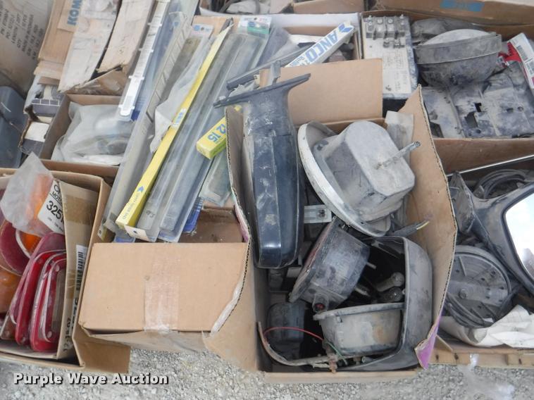 image for item DK9348 Parts and tools