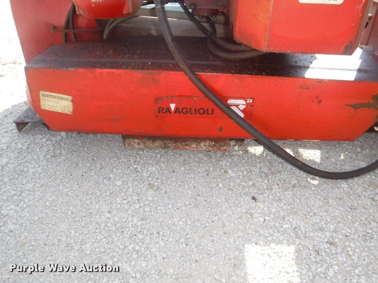 image for item DK9351 1990 Ravaglioli G90 tire machine