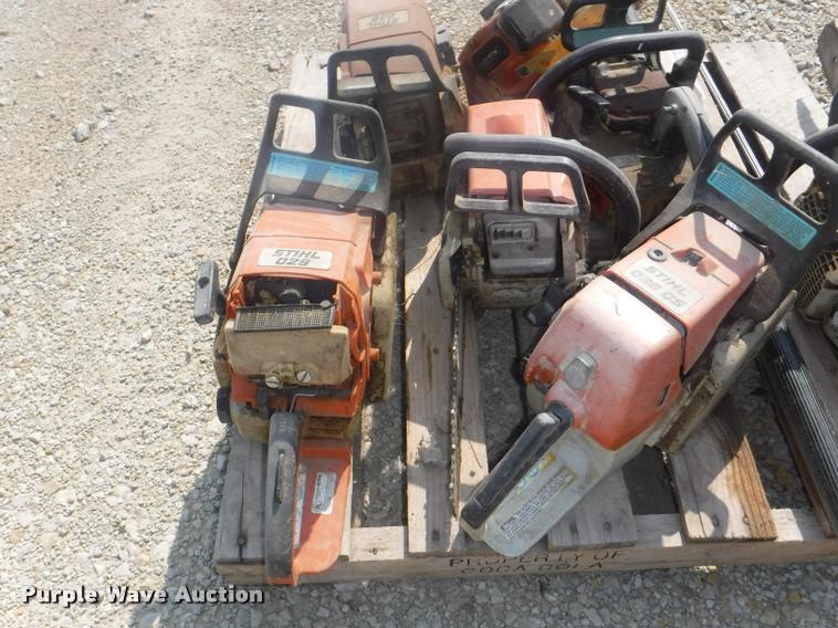 image for item DK9353 Lawn and garden equipment