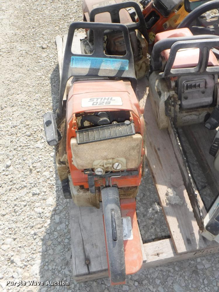 image for item DK9353 Lawn and garden equipment