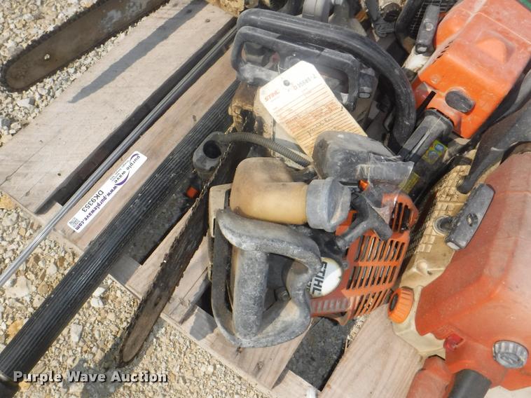 image for item DK9353 Lawn and garden equipment