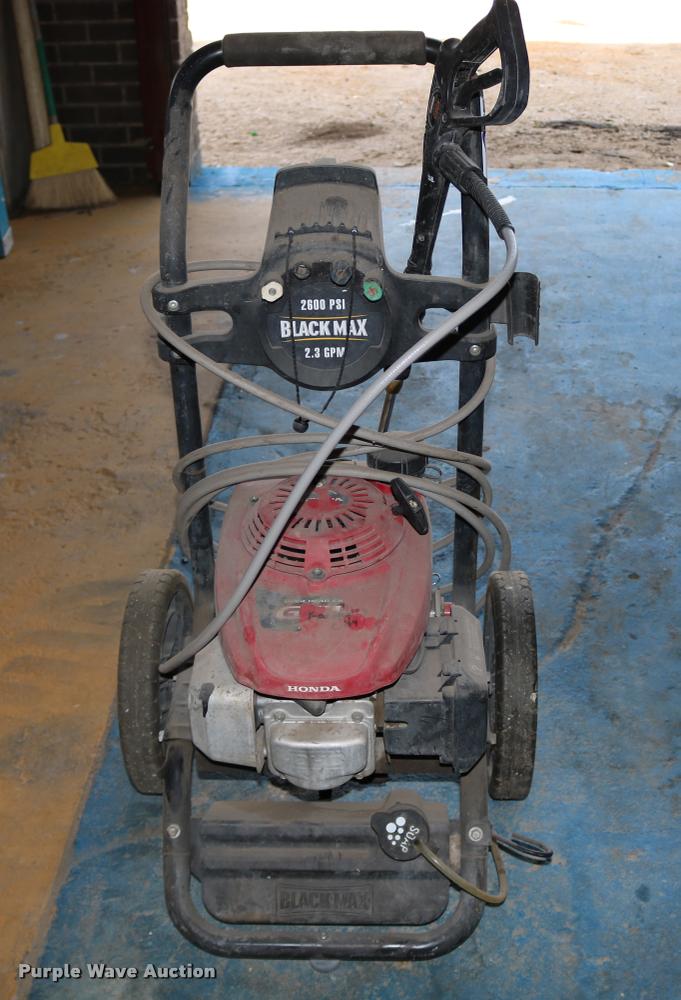 image for item DM9297 Black Max BM80913 pressure washer