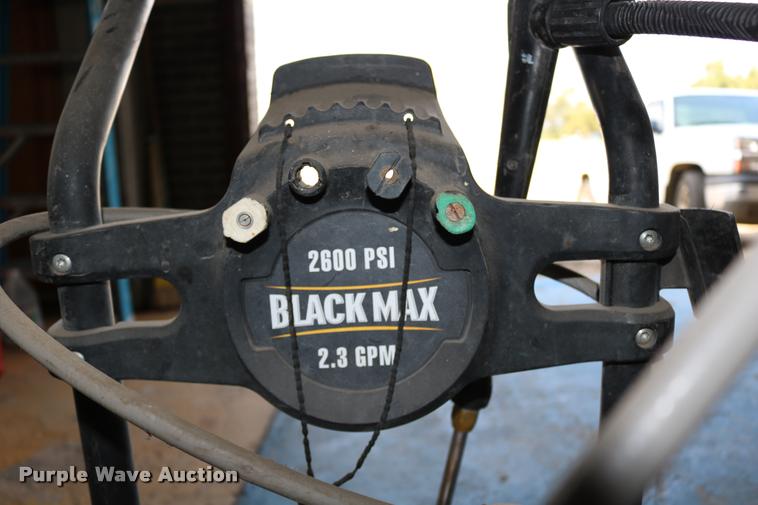 image for item DM9297 Black Max BM80913 pressure washer