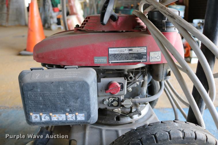 image for item DM9297 Black Max BM80913 pressure washer