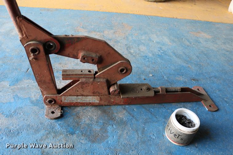 image for item DM9297 Black Max BM80913 pressure washer