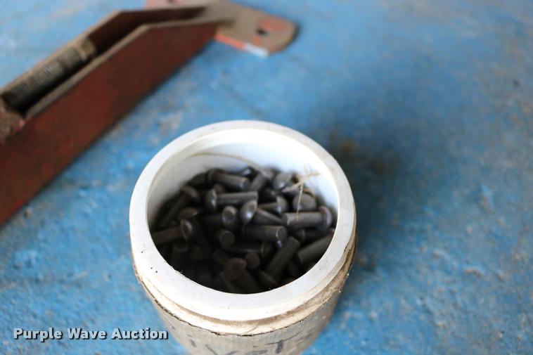 image for item DM9297 Black Max BM80913 pressure washer