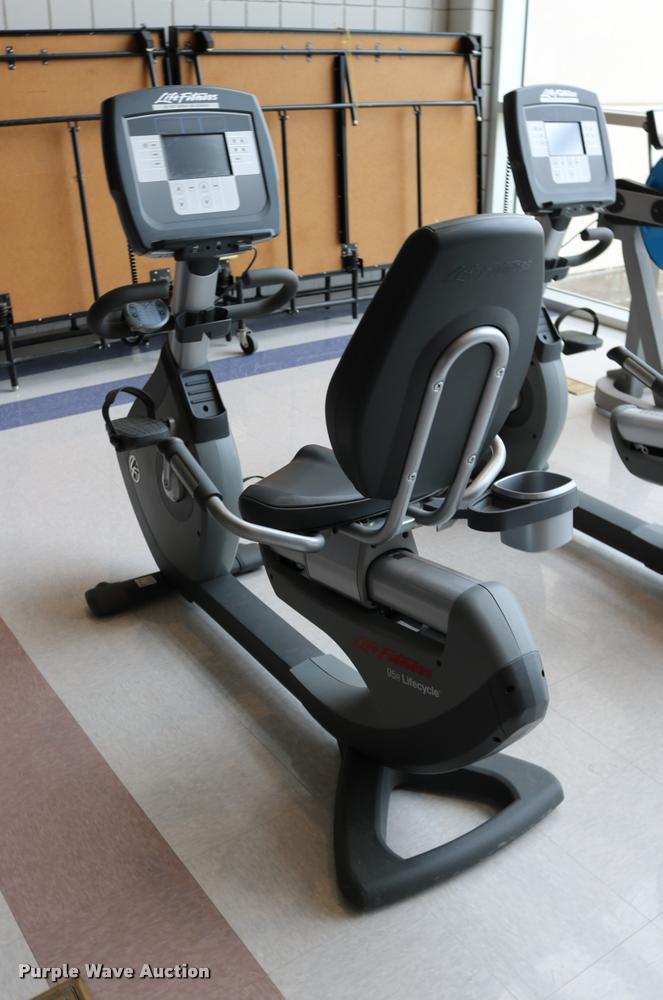 image for item DM9317 Life Fitness 95R recumbent bike